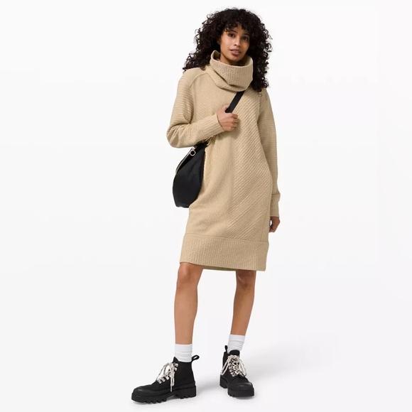 lululemon athletica Dresses & Skirts - Lululemon On Repeat Dress